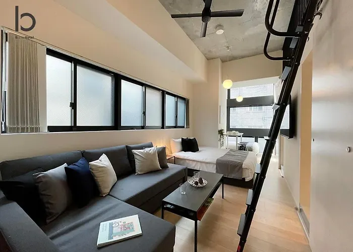 Bhotel Nekoyard - Modern Loft Studio Steps From Peace Park